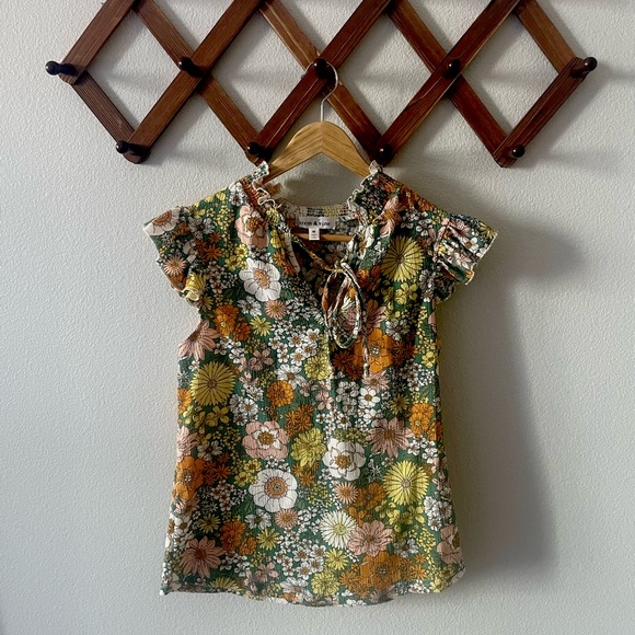 stem and vine Tops - Medium Floral Ruffle Sleeved Blouse